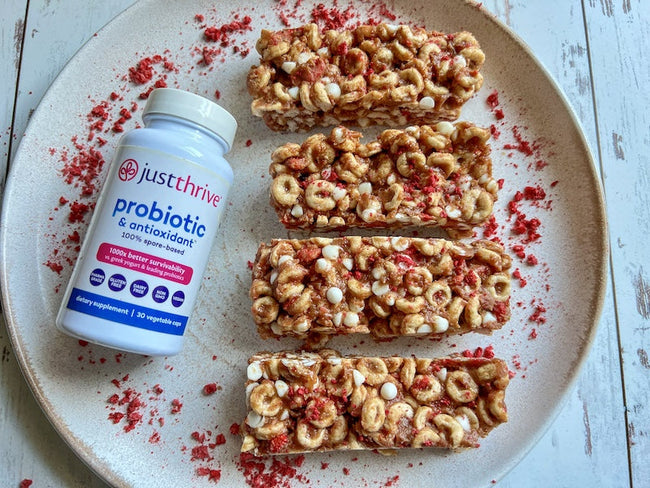 No-Bake Strawberry Cereal Bars